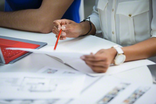 Cover image for  article: Advertisers are Publishers: 4 Points to Remember When Selling Digital Media - Steve Bookbinder-Digital Media Training