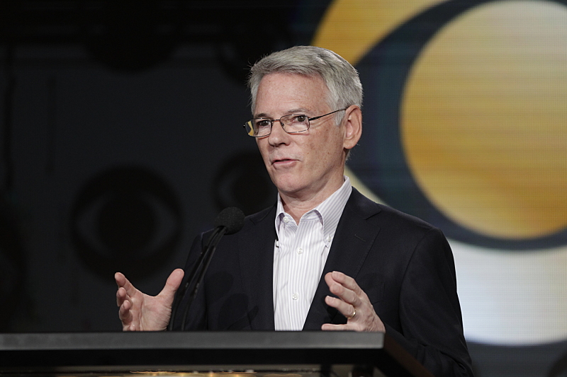 Cover image for  article: CBS Sports' Sean McManus Keeps Eye on NFL, Golf and Lundquist's "Farewell"