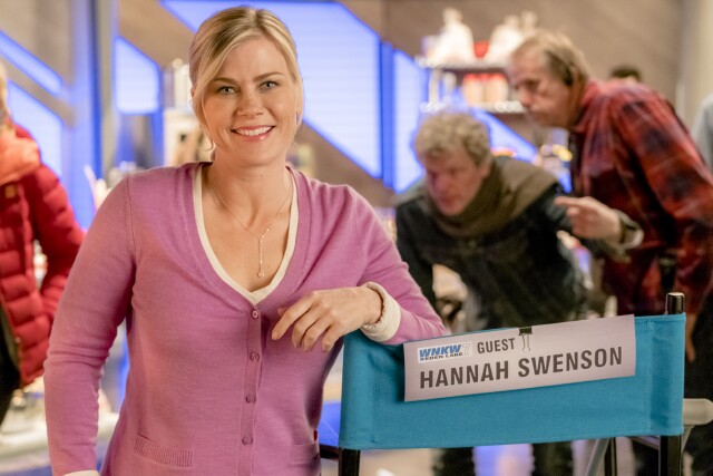 Cover image for  article: Alison Sweeney Dishes On Hallmark’s “Murder She Baked” Movie Series 