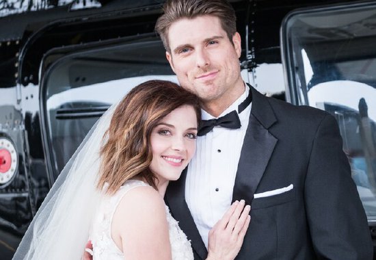 Jen Lilley on Her New Hallmark Channel Movie "Yes, I Do" 