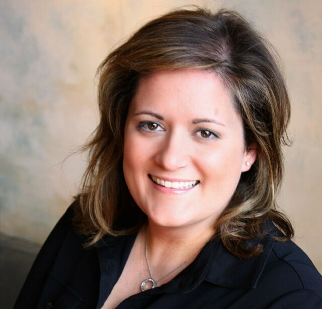 Cover image for article: Amy Chiaro of “The Dr. Oz Show” On Embracing the Future