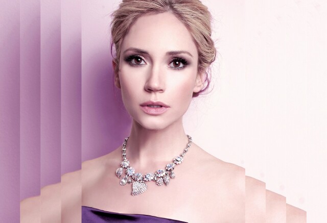 Cover image for  article: Ashley Jones on Playing a Bad Girl in Lifetime's "Homekilling Queen"