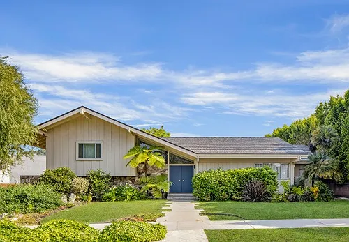 Does the Impending Sale of HGTV's "A Very Brady Renovation" Home Mark the End of Era?