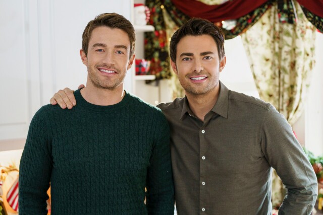 Cover image for  article: Robert Buckley on Creating Hallmark Channel History with "The Christmas House"