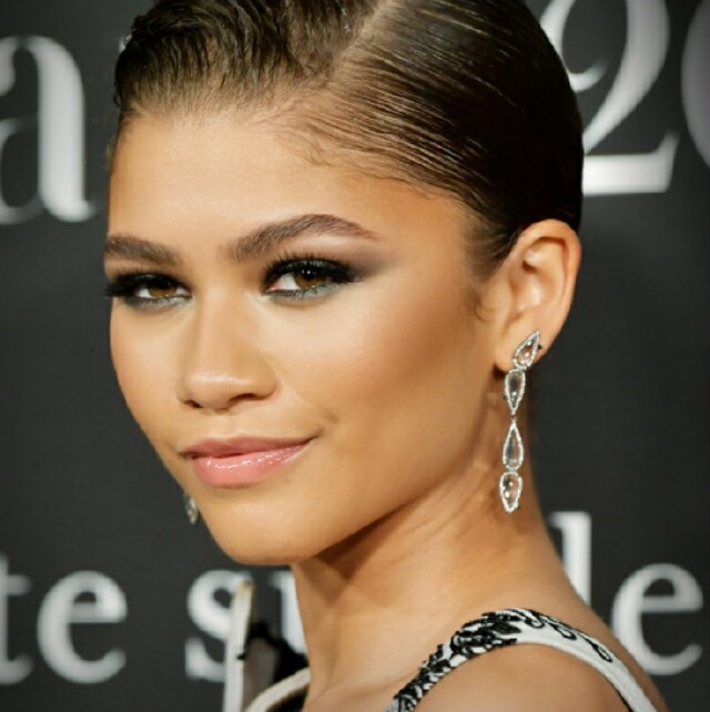 Cover image for article: Zendaya to Be Honored with the ANA's SeeHer Award at the 2021 Critics Choice Awards