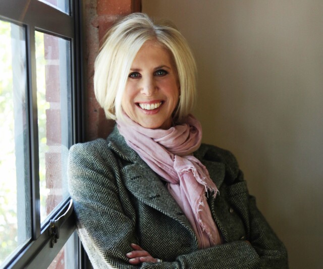 Cover image for  article: Oscar Winner Callie Khouri Hits Another High Note Directing Lifetime’s “Patsy & Loretta”