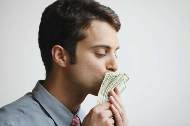 Cover image for article: SMI Quarterly Update: Digital Ads Strengthen Traditional Media Results