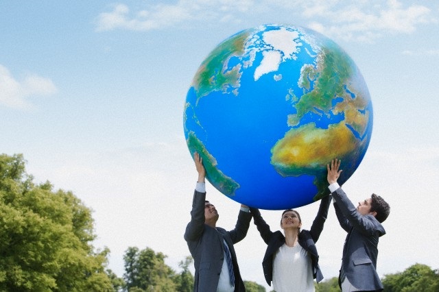 Cover image for article: The Age of Advertising Creativity in a Time of Disruption