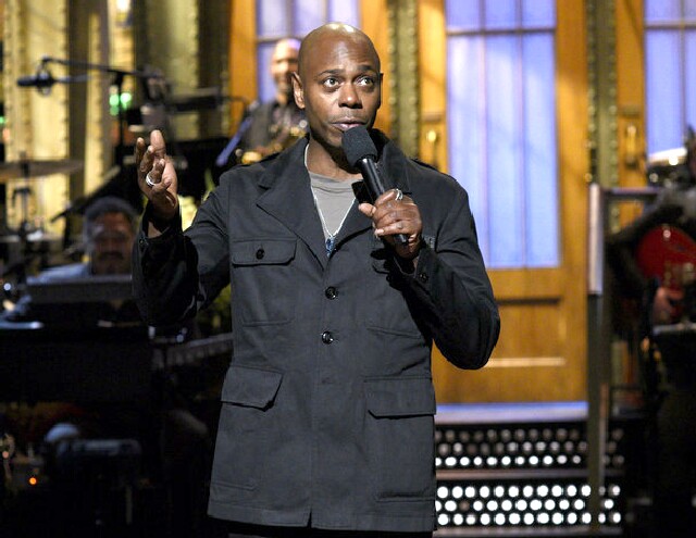 Cover image for  article: Dave Chappelle and Kate McKinnon Offer Hope on “Saturday Night Live”