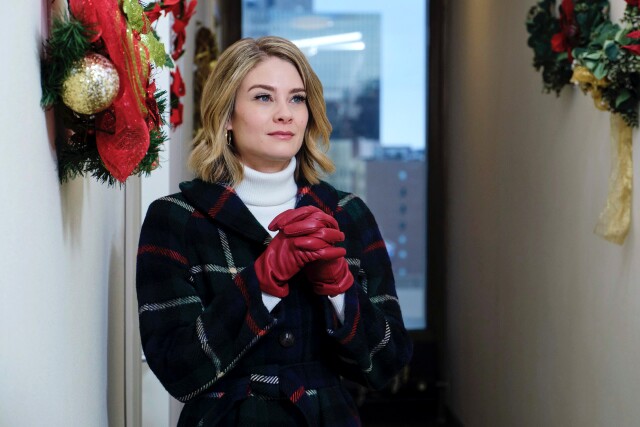 Cover image for  article: Kim Matula on "Ghosts of Christmas Always," Hallmark's Refreshing New Take on A Christmas Carol (Exclusive)