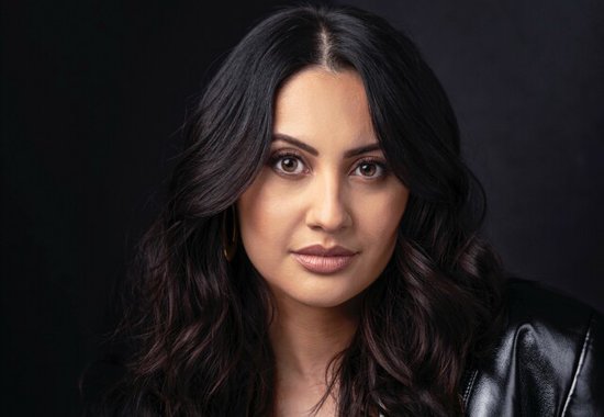 Francia Raisa of Hulu's "How I Met Your Father" -- Multicultural TV Talk (Podcast)