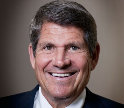 Cover image for article: Everything You Wanted to Know About the FM chip and NextRadio – Jeff Smulyan, Emmis Communications