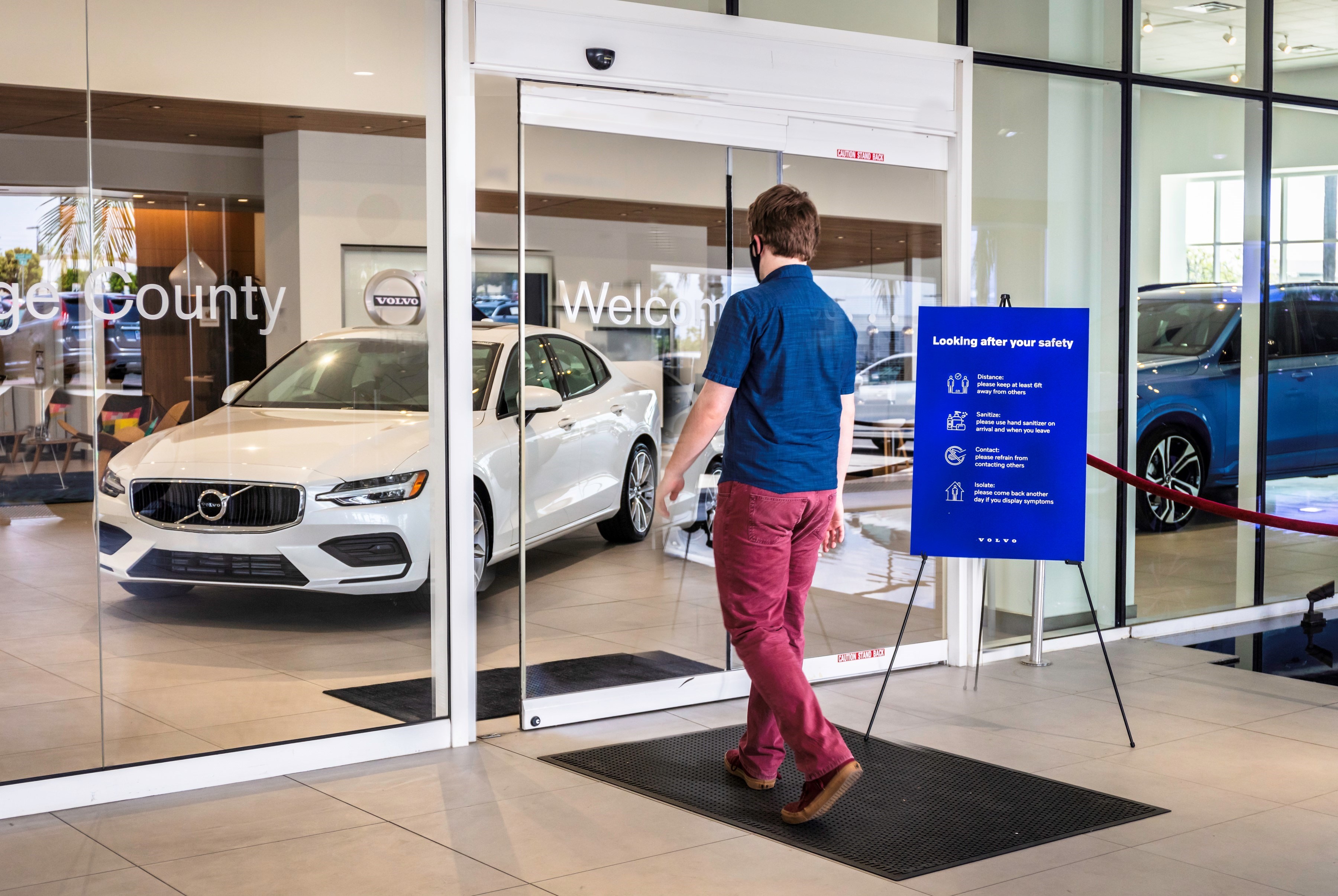 Cover image for  article: COVID and Car Buying: Safety Is First