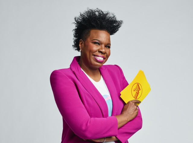 Cover image for  article: Leslie Jones on Reviving "Supermarket Sweep" and Achieving Stardom in Her 40s
