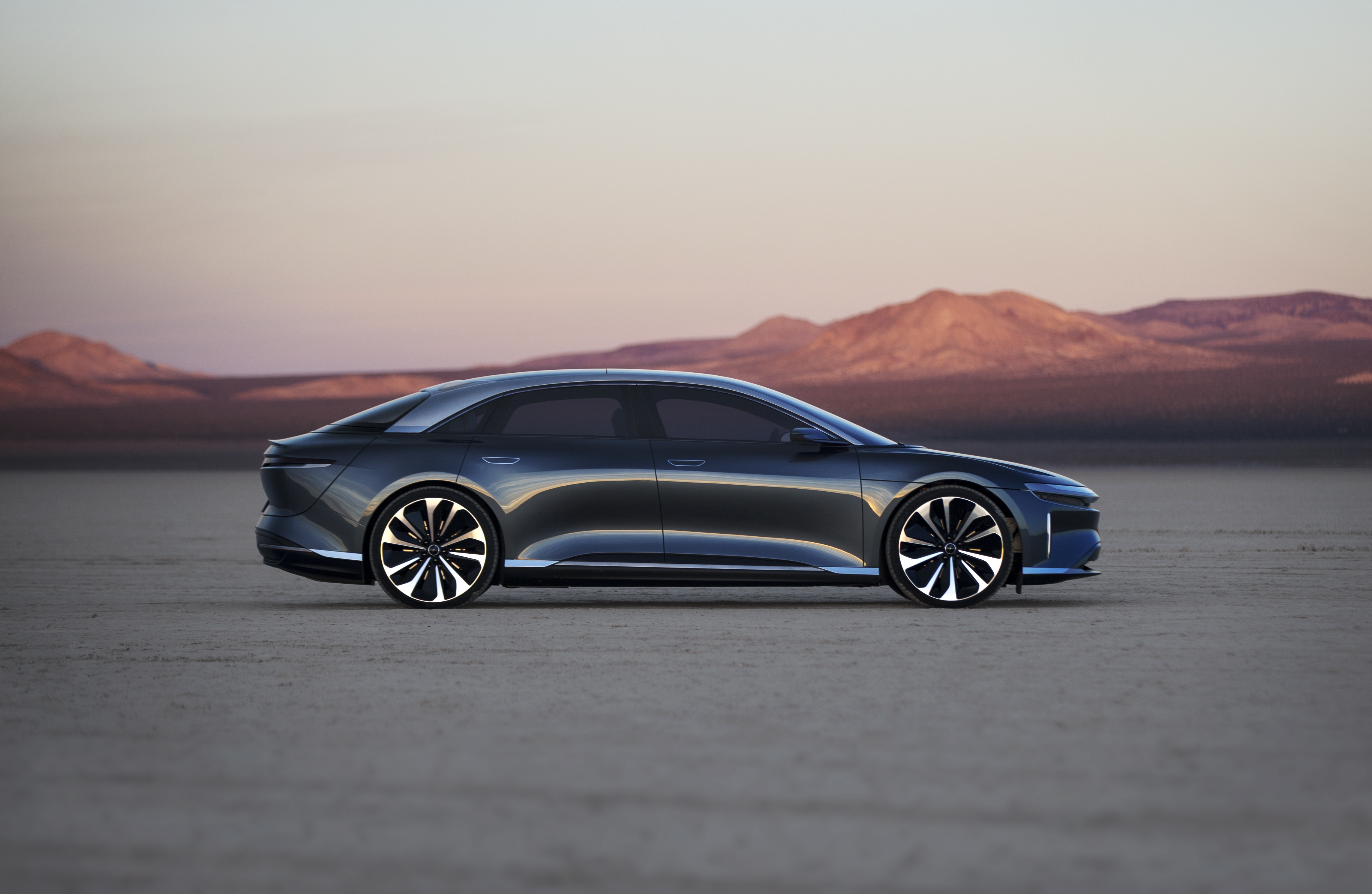 Cover image for  article: EV Startup Lucid Motors Goes for the Brand Experience