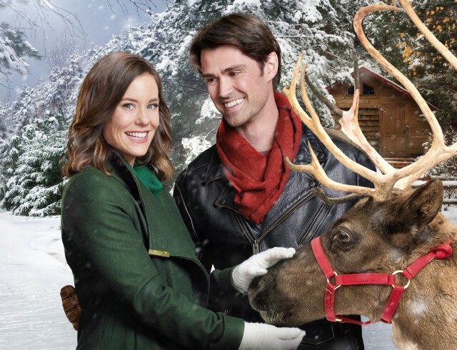 Cover image for  article: Corey Sevier on Returning to Hallmark, Working with Reindeer and Fatherhood