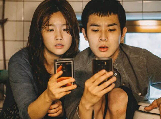 Cover image for article: "Parasite" Night