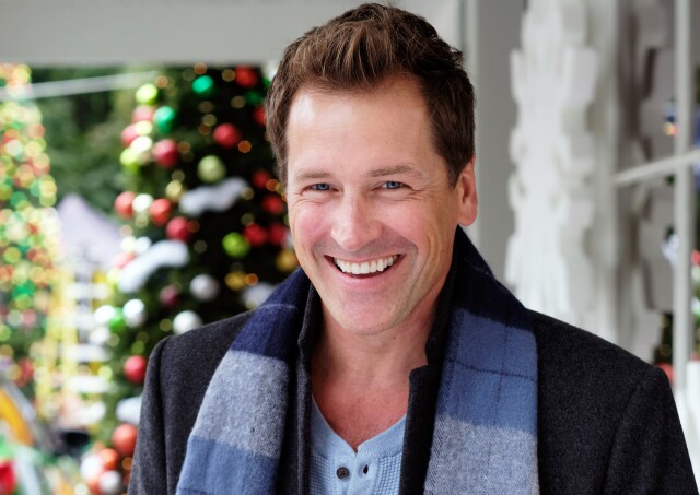 Cover image for  article: Paul Greene's Cavalcade of Christmas Projects for Hallmark