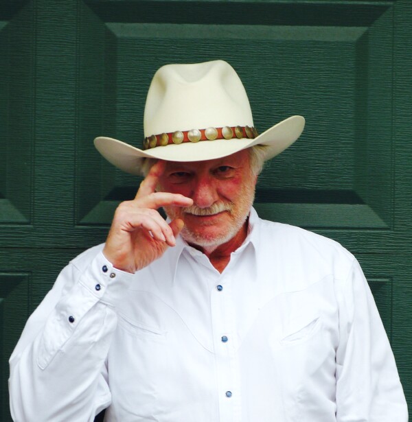 Cover image for article: Remembering Ralph Roberts