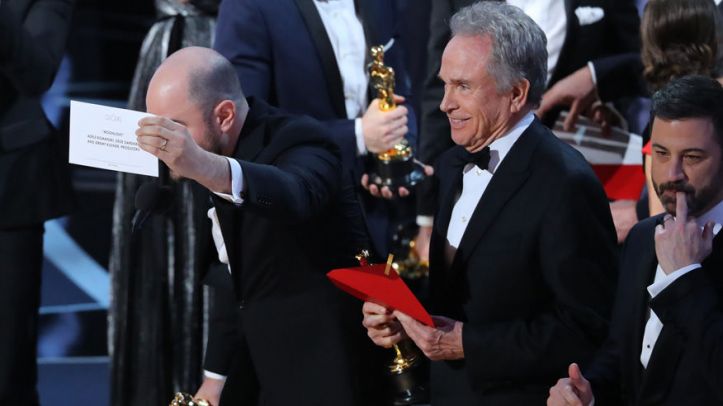 Cover image for  article: Stuart Elliott: And the Winner Is ... Academy Award Ads