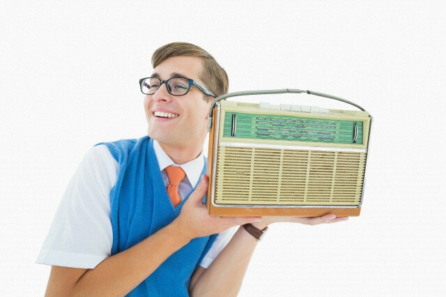 Cover image for  article: Radio Brings Profits to Hyperlocal Apps