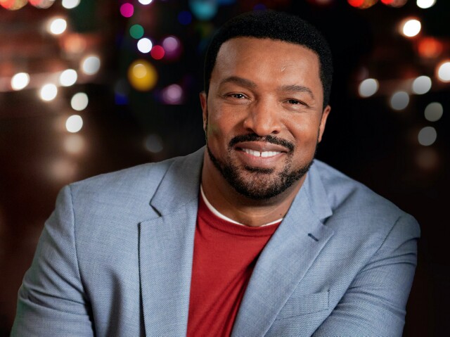 Cover image for  article: Roger Cross on Exploring His Humorous Side in Hallmark Channel's "All Saints Christmas"