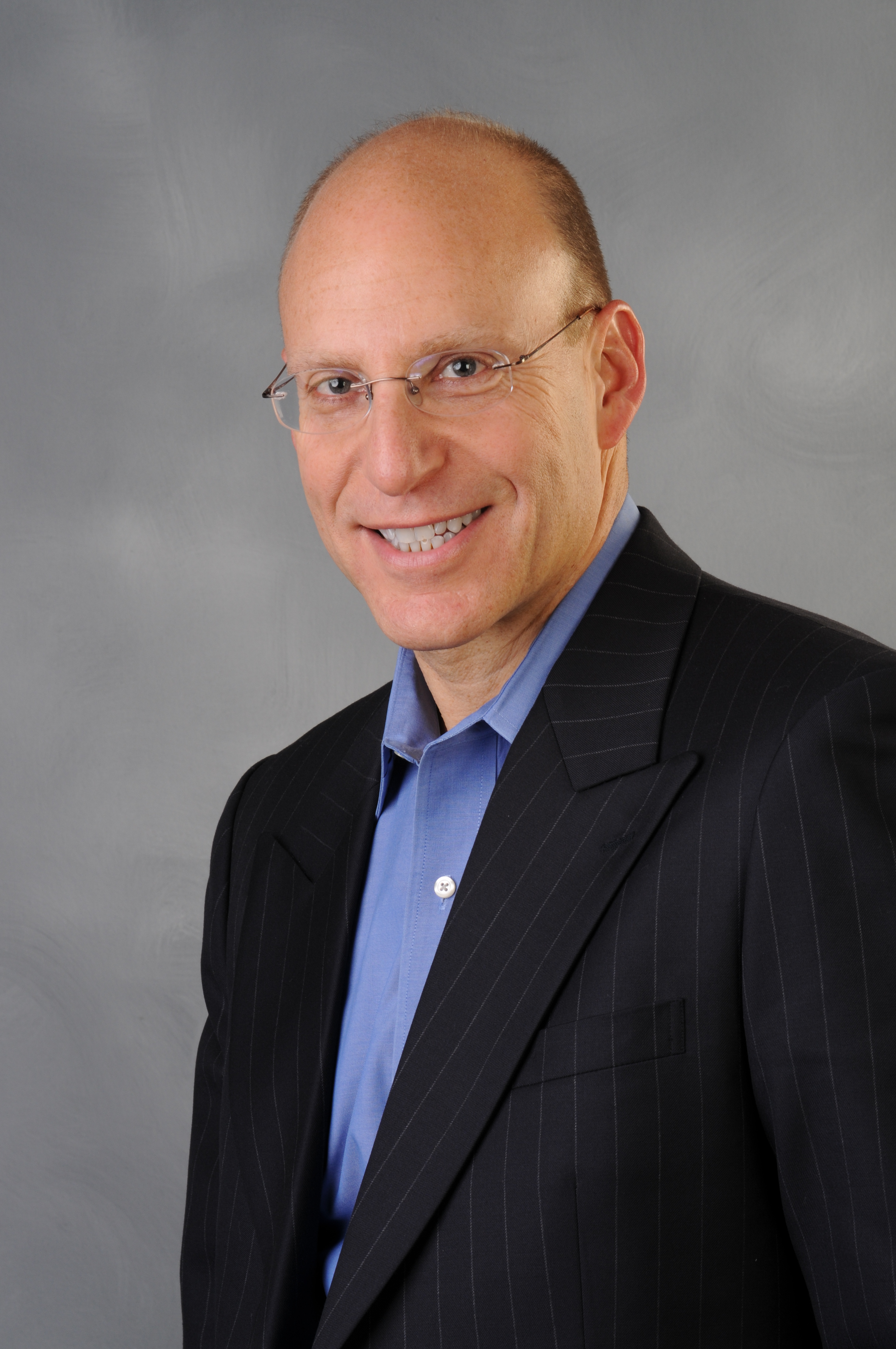 Cover image for article: Steve Bookbinder of DMTraining on Getting (and Keeping!) a Job in Media