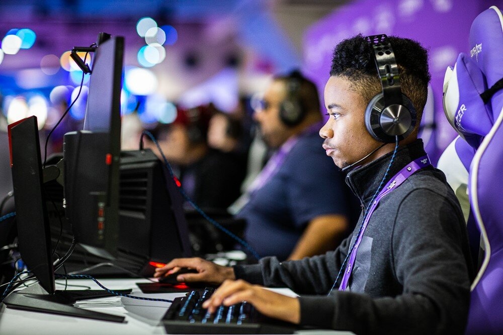 Cover image for  article: Cxmmunity, Twitch and Verizon: Leveling Up HBCU Gamers