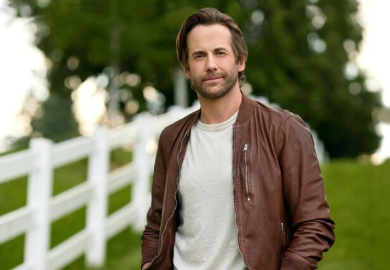 Niall Matter on Finding Family and Love in "The Secrets of Bella Vista"