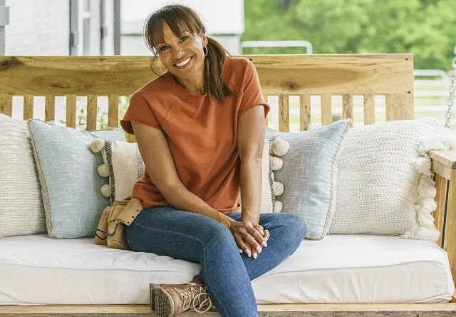 Rachel Taylor of HGTV's "Curb Appeal Xtreme" Opens Up About her Eclectic Career (PODCAST)