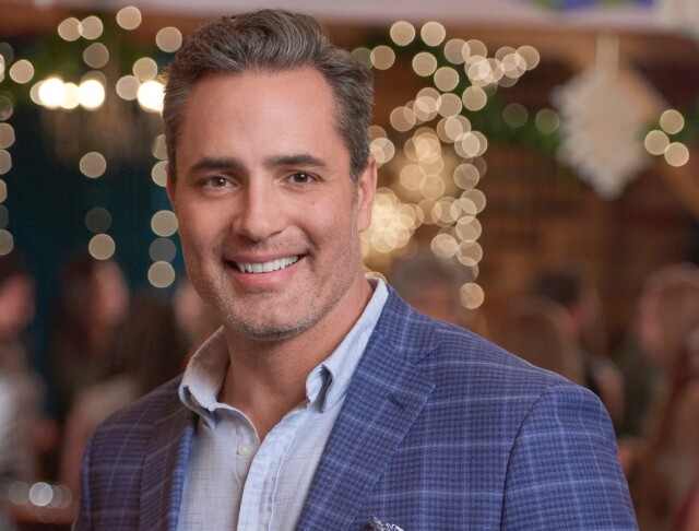 Cover image for  article: Victor Webster of "Homegrown Christmas" Says His Life "Is Like a Hallmark Movie"