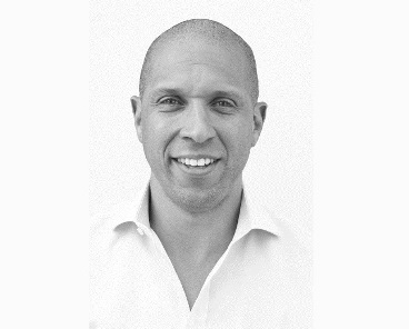 Cover image for article: Reaching Customers in the Age of Information Overload - Walter Delph-Adly