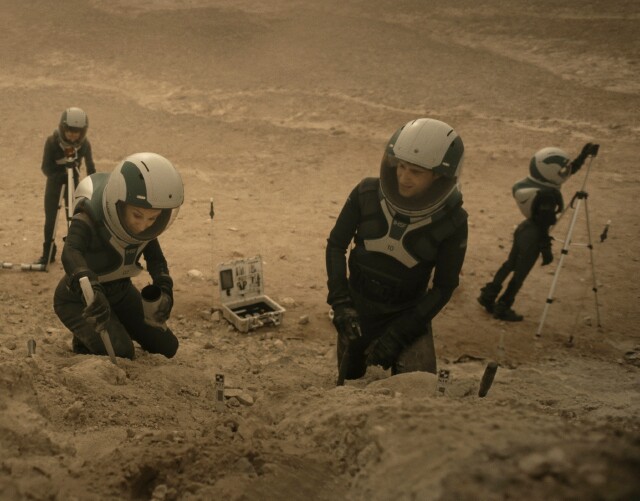 Cover image for article: Nat Geo's "Mars": Life on the Red Planet Has Some Seeing Green