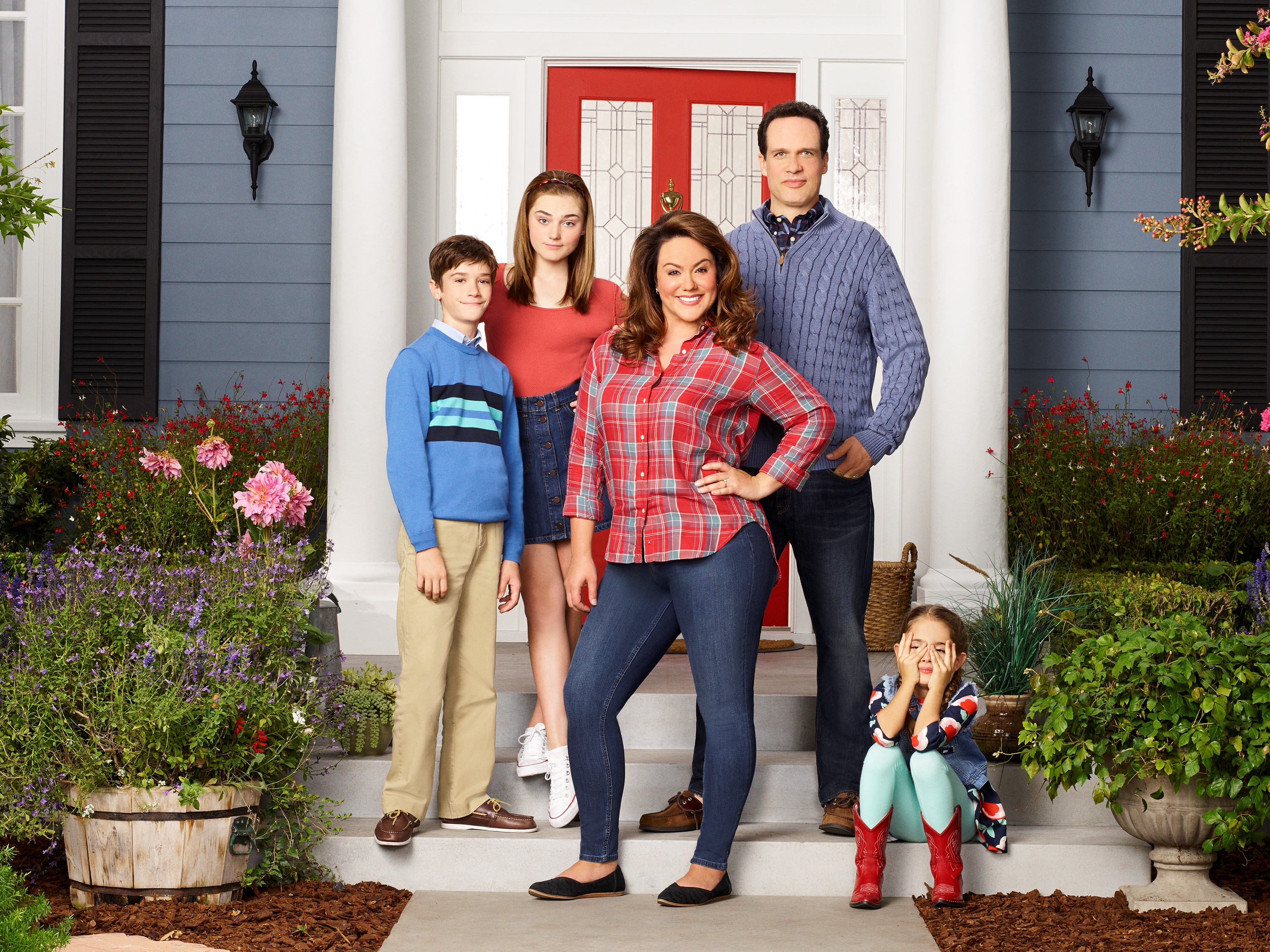 Cover image for  article: The American Husband of “American Housewife” on Playing a TV Dad
