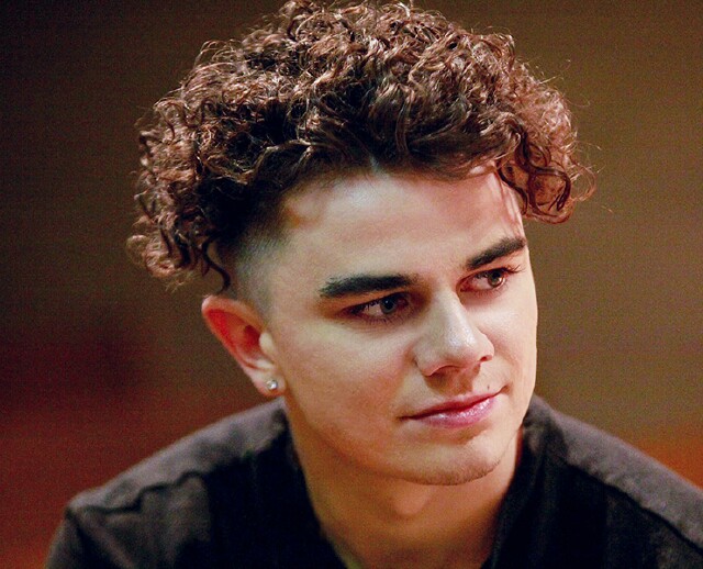 Cover image for article: Brandon Stewart: From “American Idol” to AwesomenessTV and Beyond