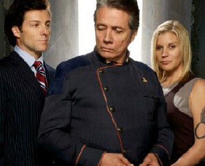 Cover image for  article: “Battlestar Galactica”: An Unprecedented Farewell to a Groundbreaking Sci Fi Drama