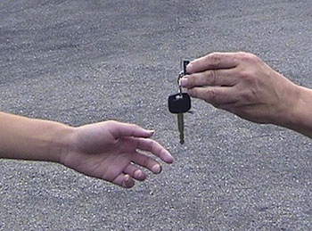 Cover image for  article: Overleveraging: An Unsustainable Strategy (Excerpted from my upcoming book "Get Digital: Reinventing Yourself and Your Career for the 21st Century Economy") - Shelly Palmer Report