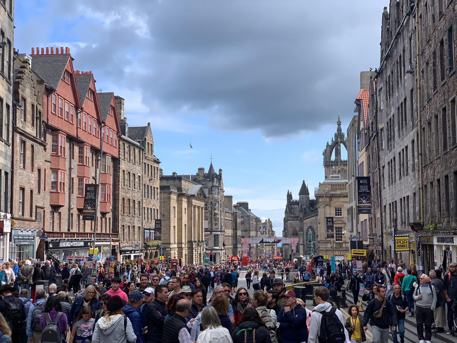 Cover image for article: Battling Overwhelming Competition: Lessons from 'The Fringe'