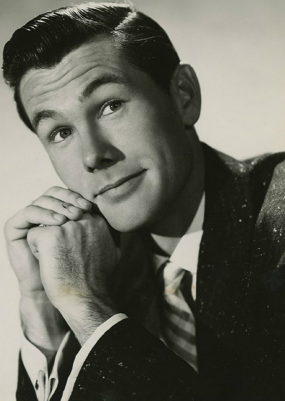 Cover image for  article: HISTORY'S Moment in Media: Johnny Carson Became NBC's Late-Night Star
