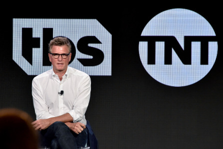 Cover image for article: Stuart Elliott: "Pod" People Finally Come to Their Senses