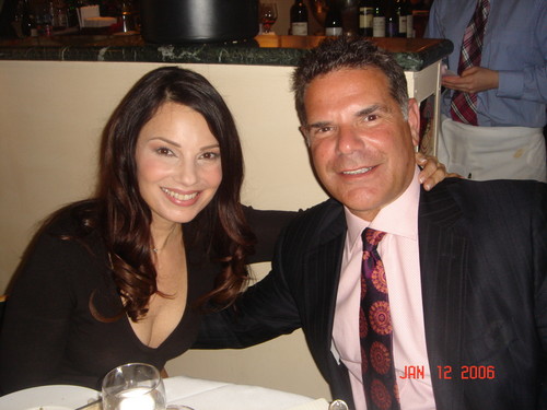Cover image for  article: Lunch at Michael's with Fran Drescher