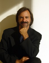 Cover image for  article: DDB's Lee Garfinkel Speaks Out on Being Media Inventive, Creative Testing, and Agency Fees