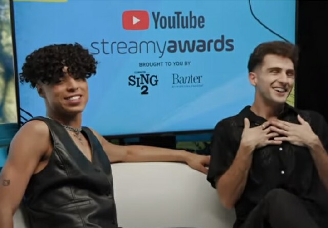 Cover image for  article: Kelly and Juan on the YouTube Streamy Awards -- In the Loop (VIDEO)