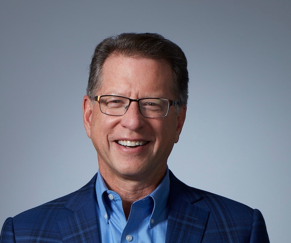 Cover image for article: Barry Frey Chats with Mike Linton of Farmers Insurance