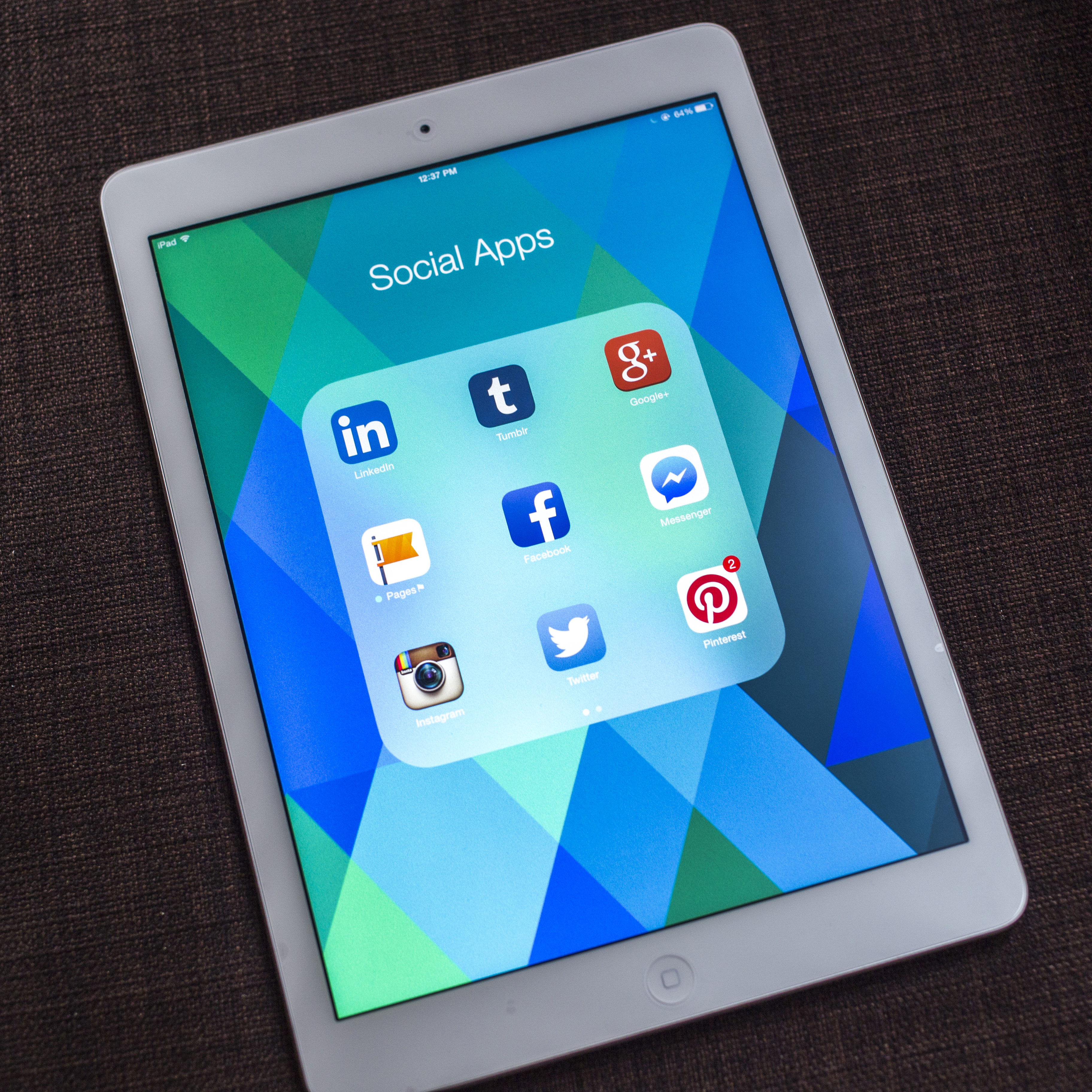 Cover image for  article: FB: Systemic Mismanagement Introduces New Risks -- Pivotal Research