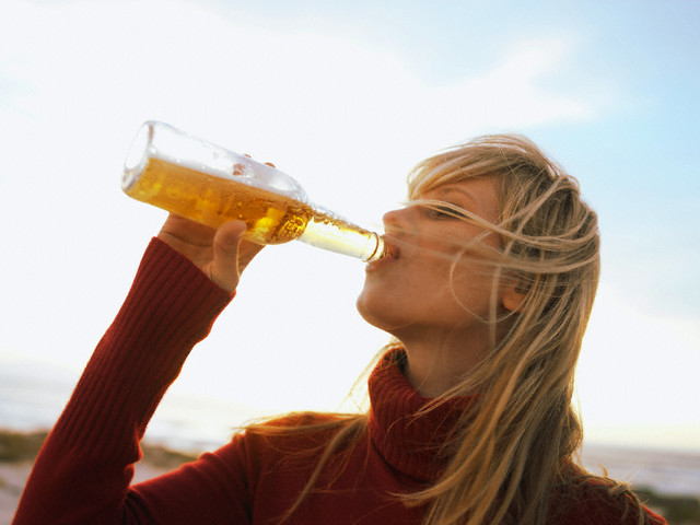 Cover image for article: Susan Sarandon at the SAGs, Beer Ads and More: Gender News Weekly